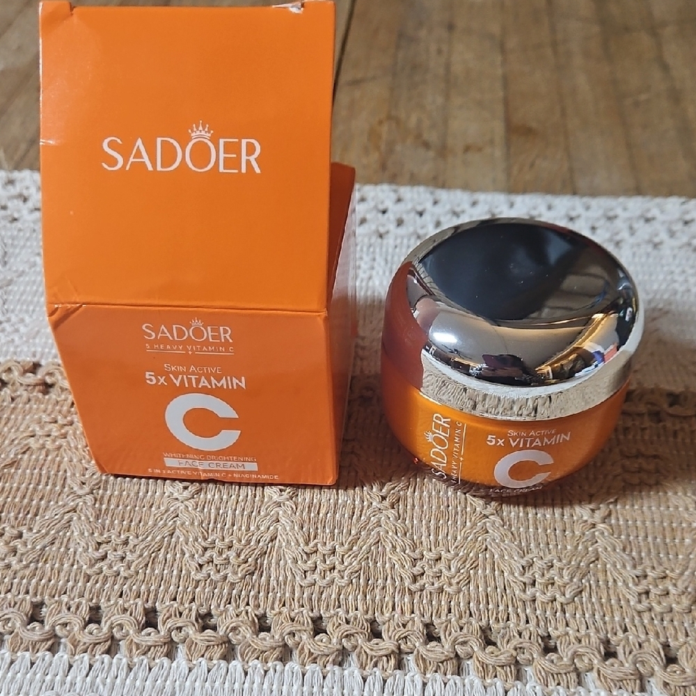 Sadoer Vitamin C Face Cream
